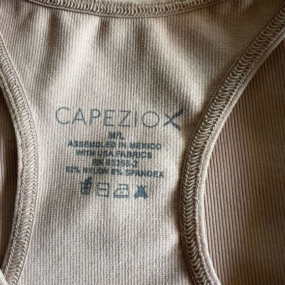 Capezio Bodysuit Tan Size M - Picture 4 of 5